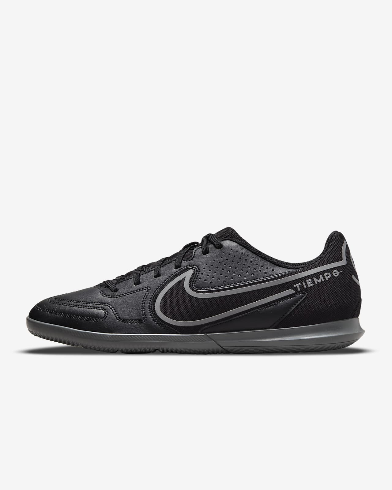 nike black and white indoor soccer shoes