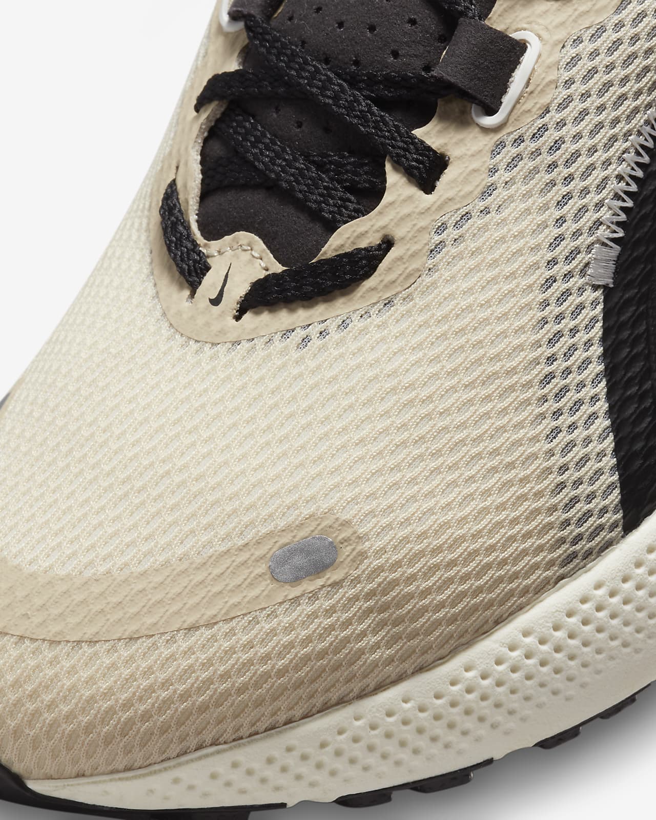 Nike React Escape Run 2 Women's Road Running Shoes. Nike DK