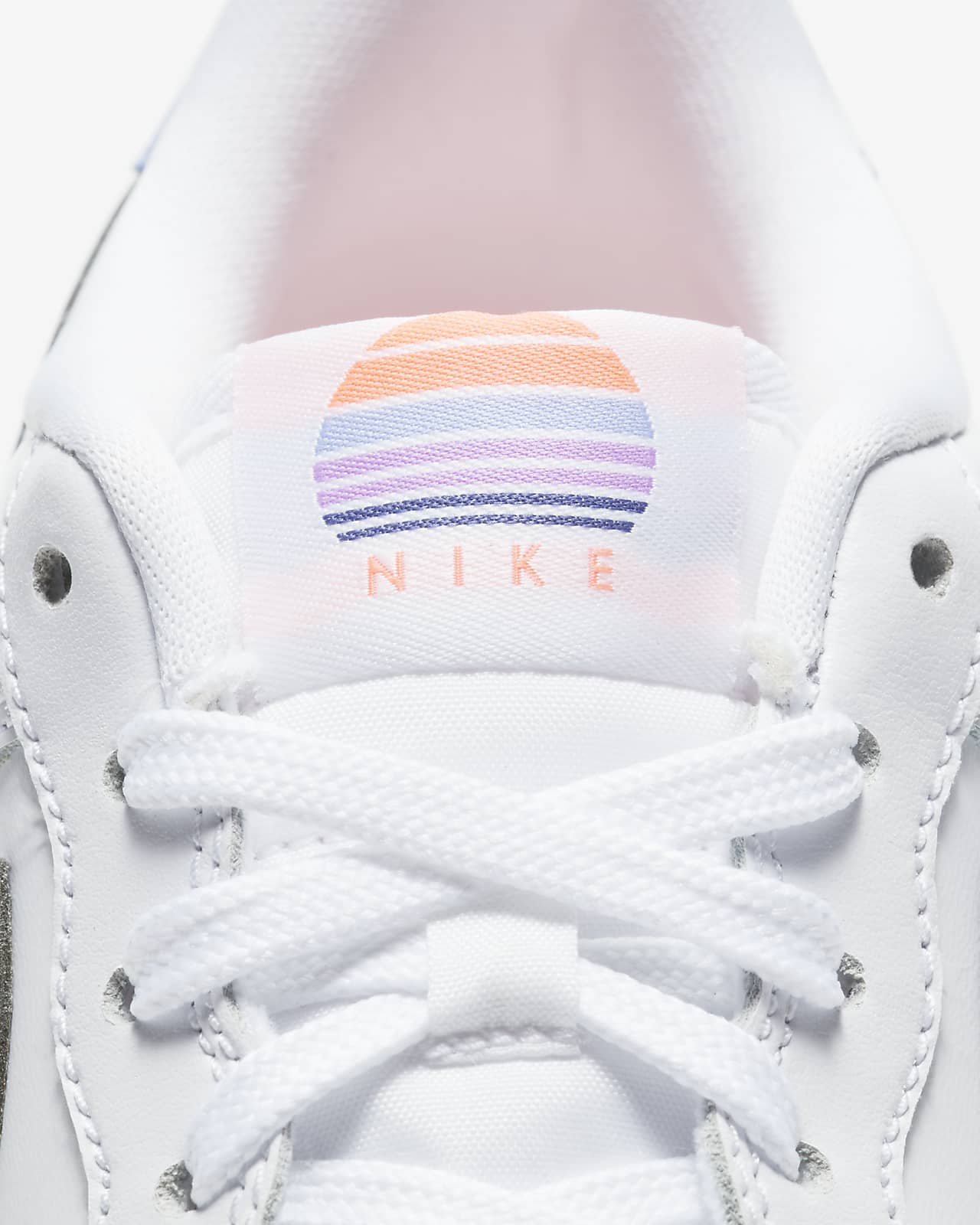 nike air force lv8 white