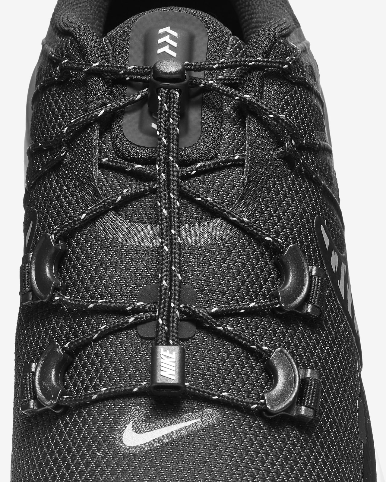 nike legend react gris