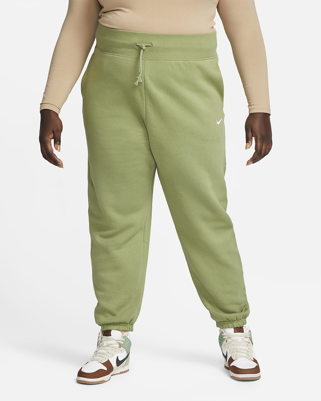 Nike tracksuit bottoms green clearance