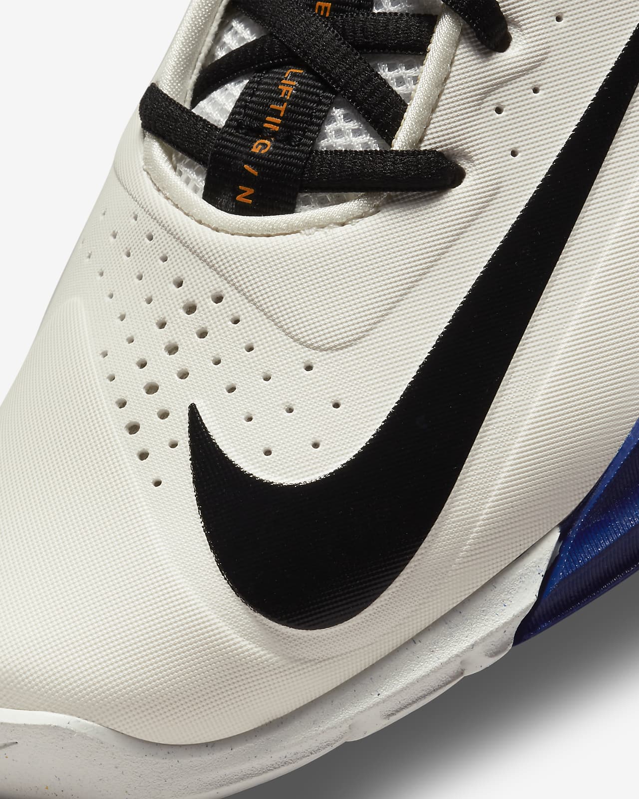 nike sollevamento pesi