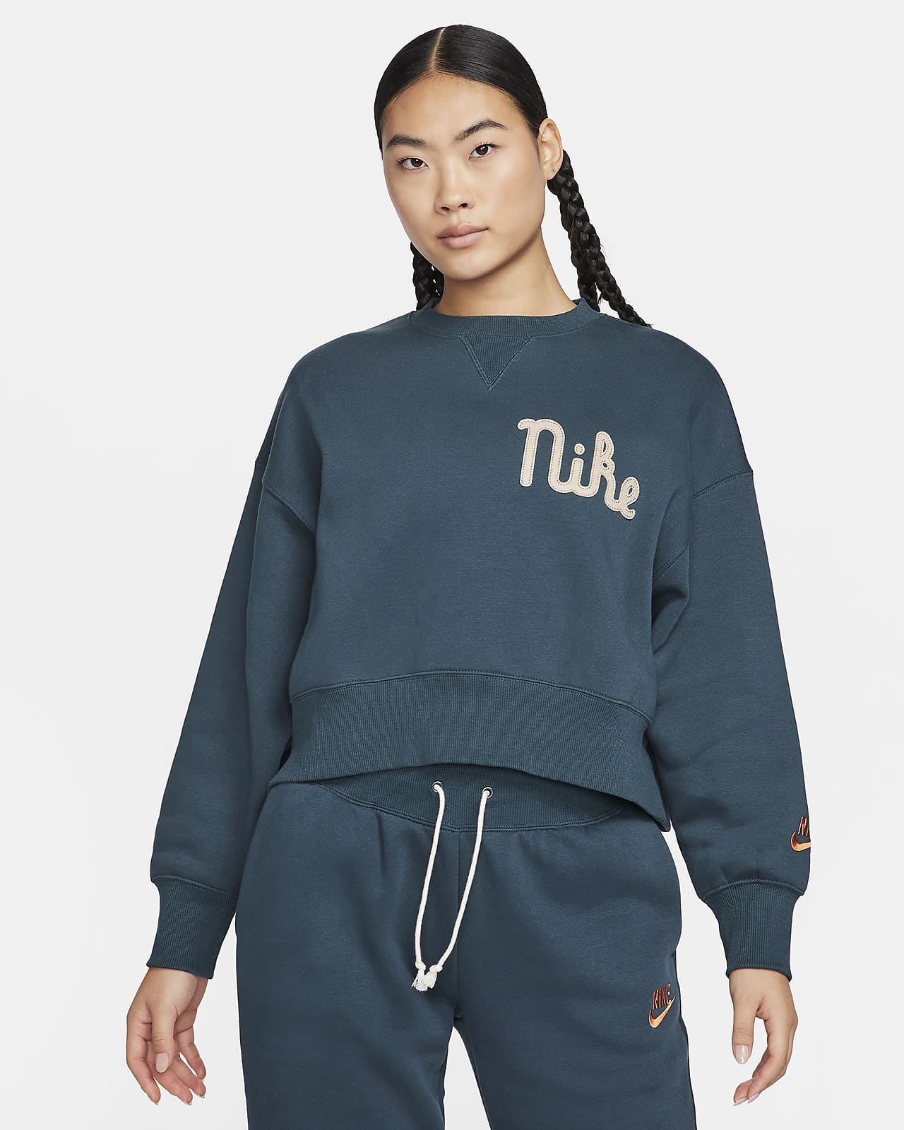 Nike Sportswear Women's Over-Oversized Crew-Neck Fleece Sweatshirt