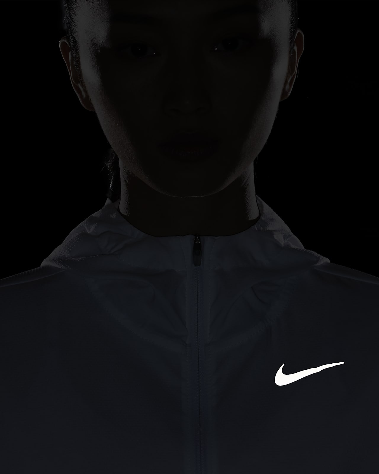 Nike公式 ナイキ インポッシブリー ライト ウィメンズ フーデッド ランニングジャケット オンラインストア 通販サイト