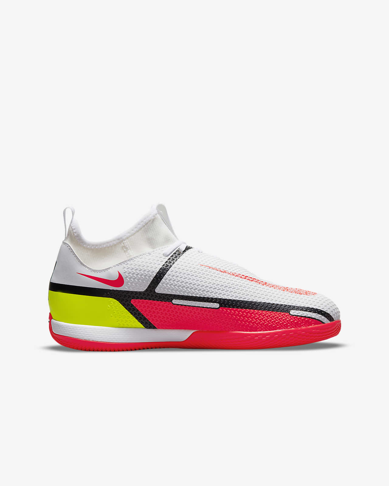 Calzado de fútbol para cancha cubierta para niños talla pequeña/grande Nike  Jr. Phantom GT2 Academy Dynamic Fit IC. Nike.com