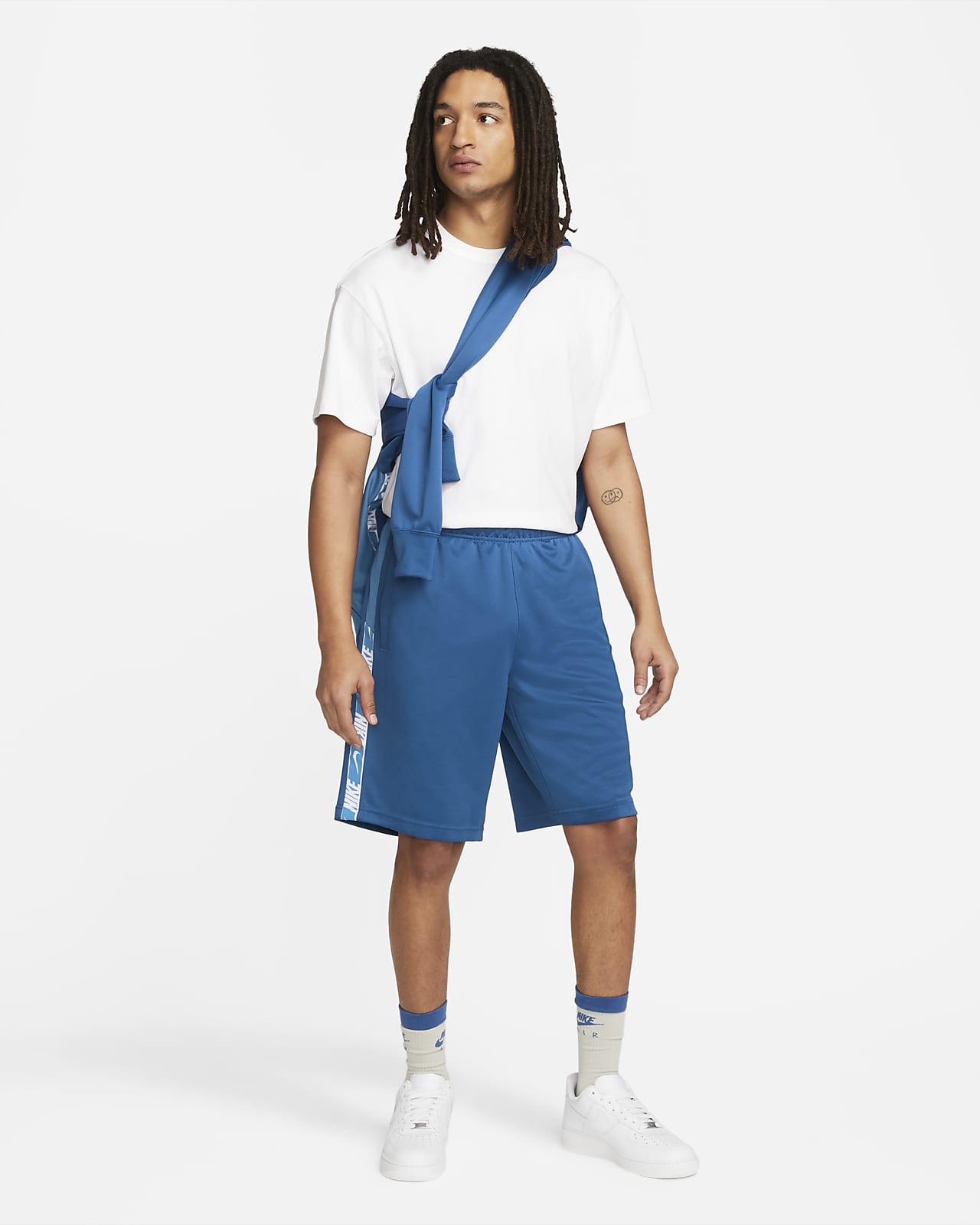 Nike Sportswear Men's Repeat Shorts 