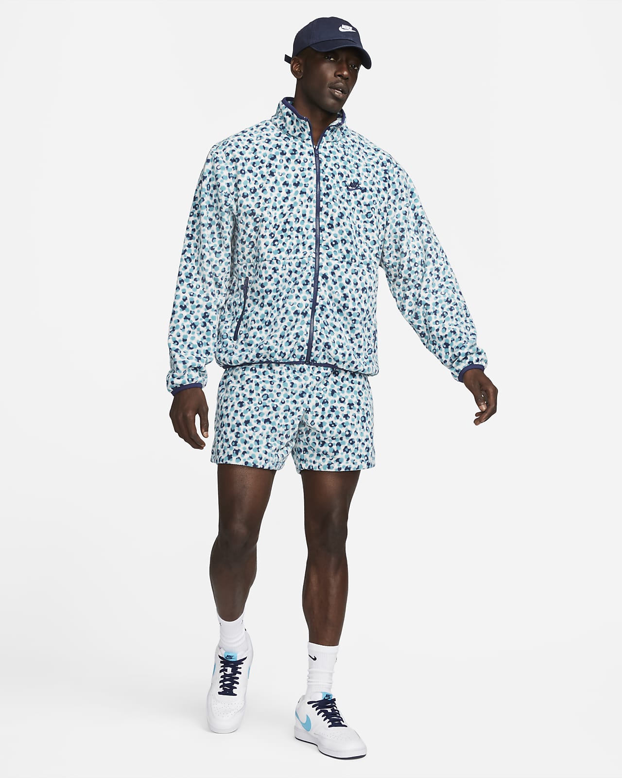 mens nike club fleece shorts