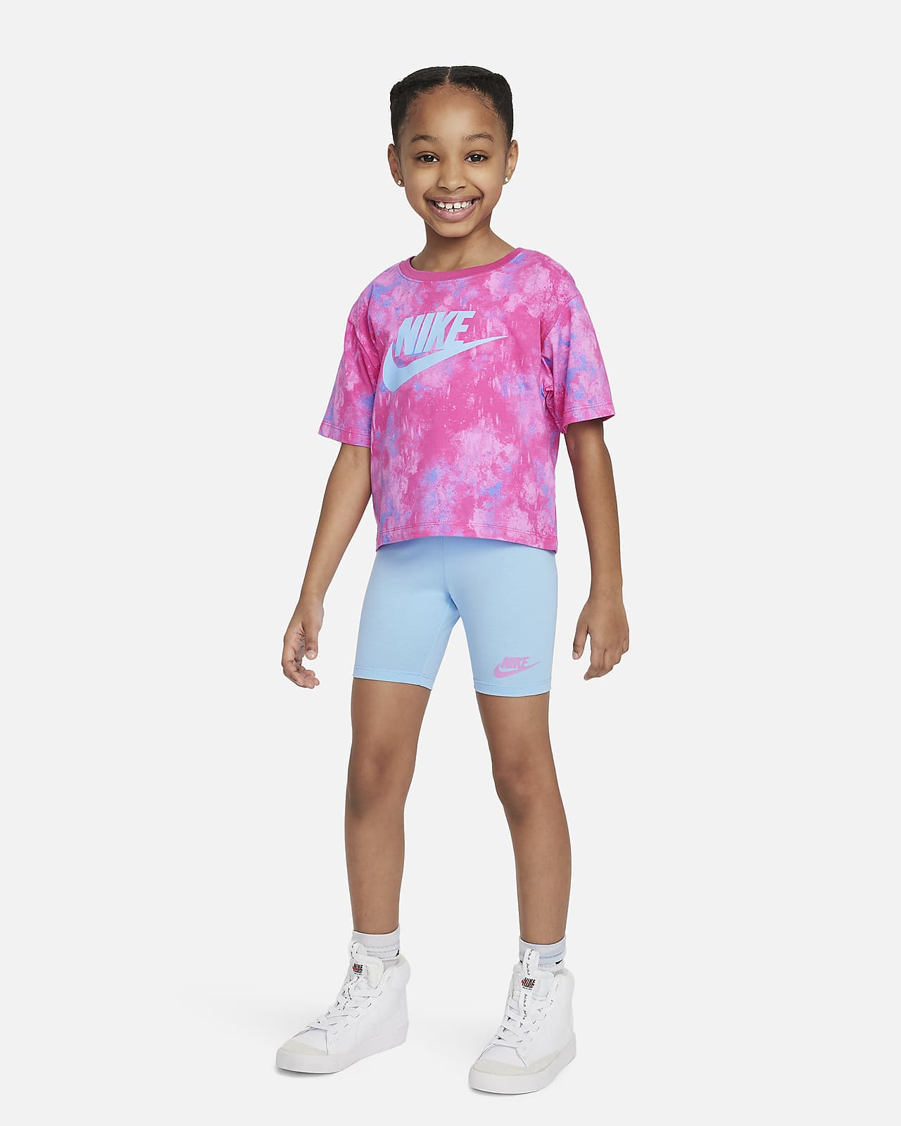 Conjunto de shorts de dos piezas para niños talla pequeña Nike