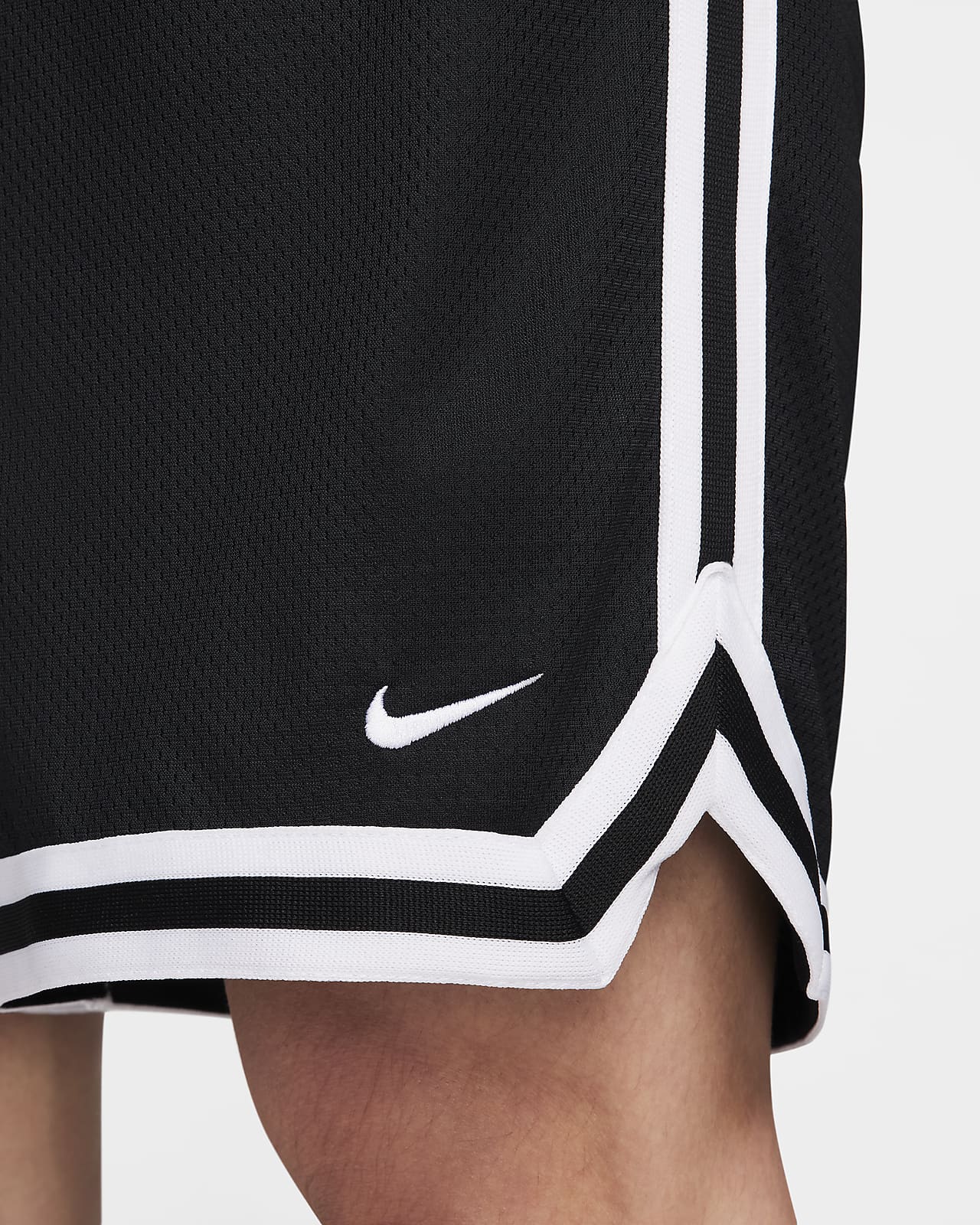 Nike DNA Men's Dri-FIT 8 Basketball Shorts.