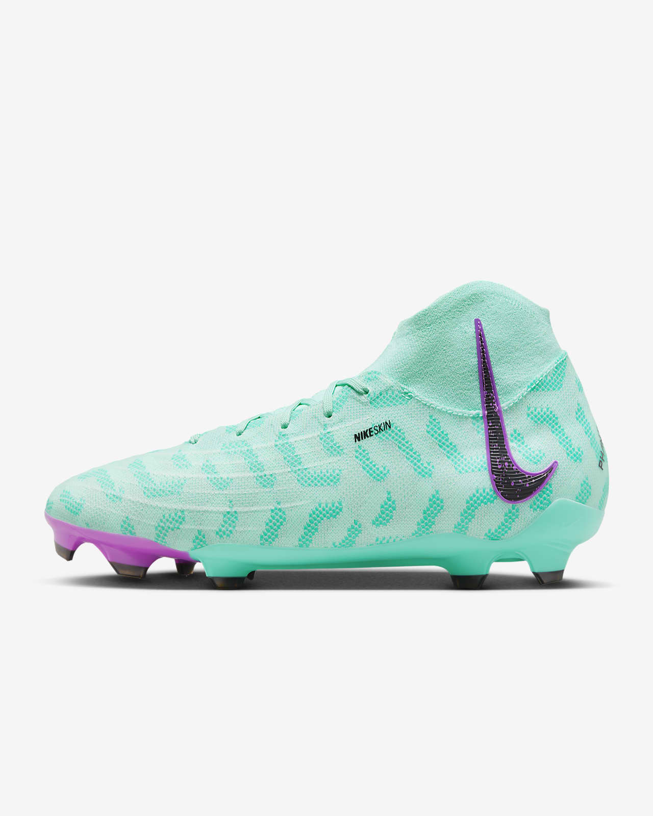 Nike high best sale top soccer shoes