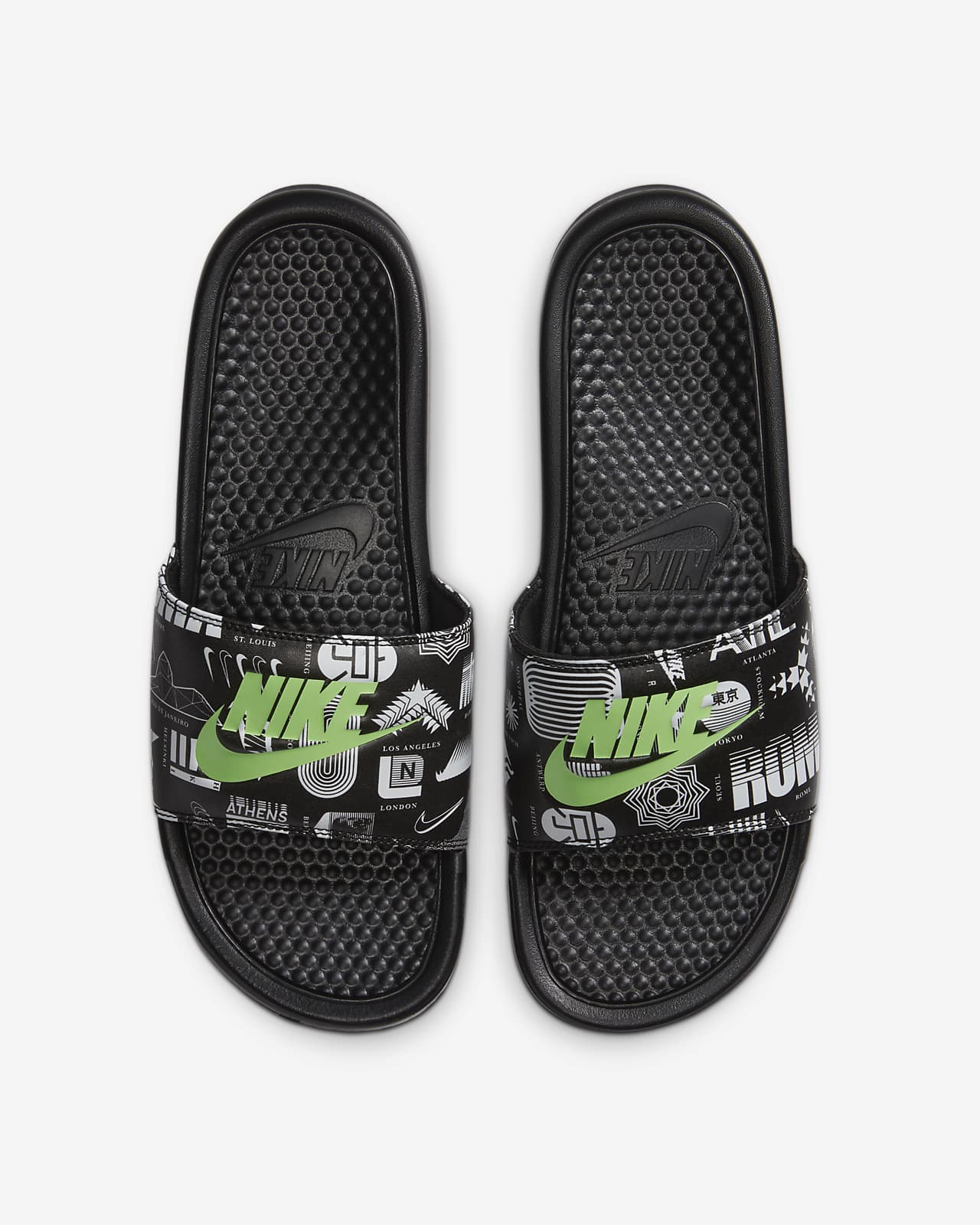 claquette benassi nike