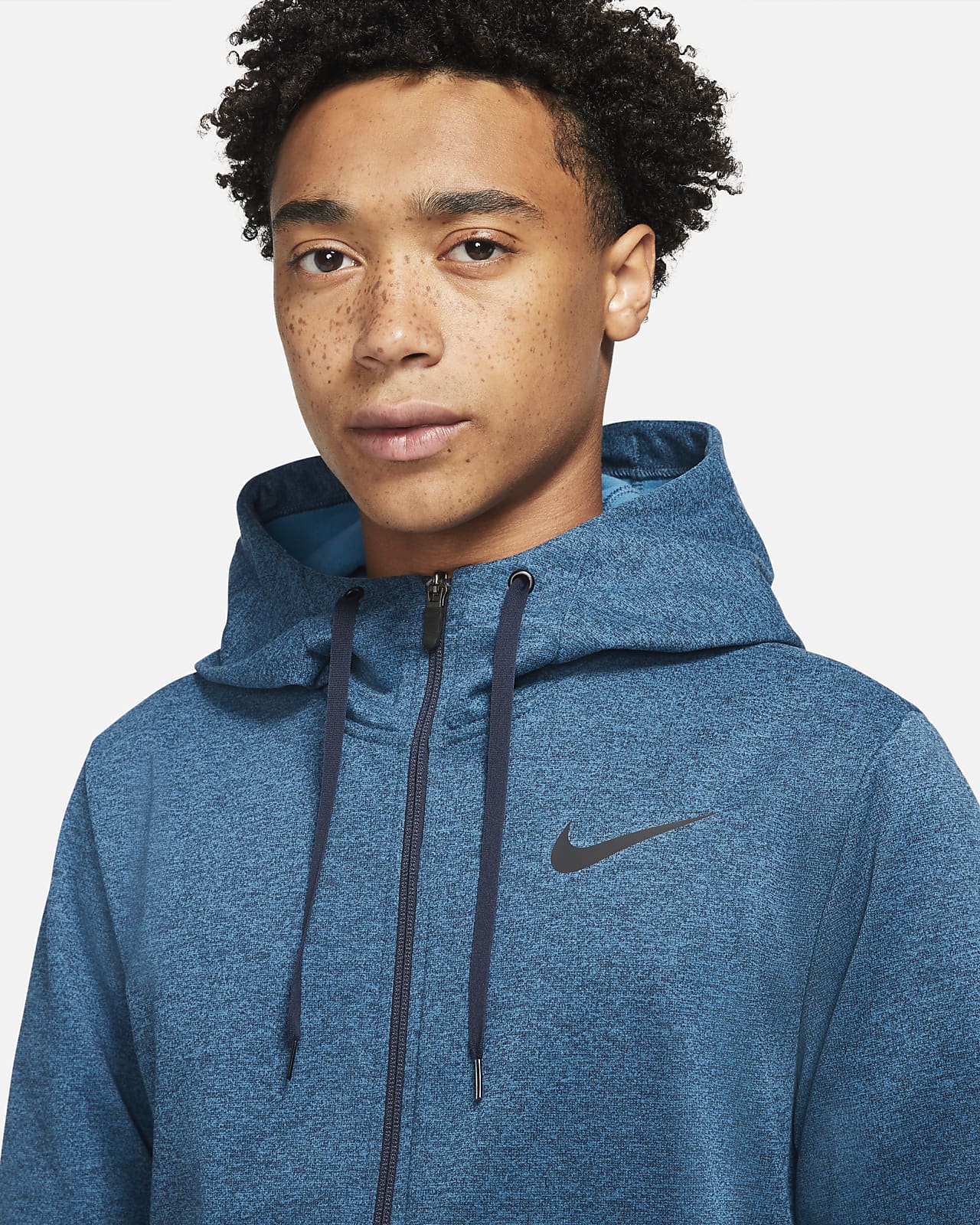 nike thermal zip up hoodie