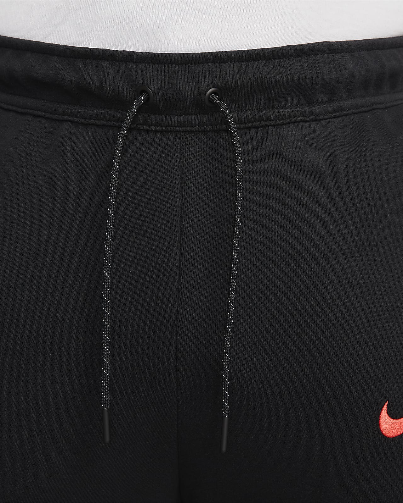 liverpool tech fleece black