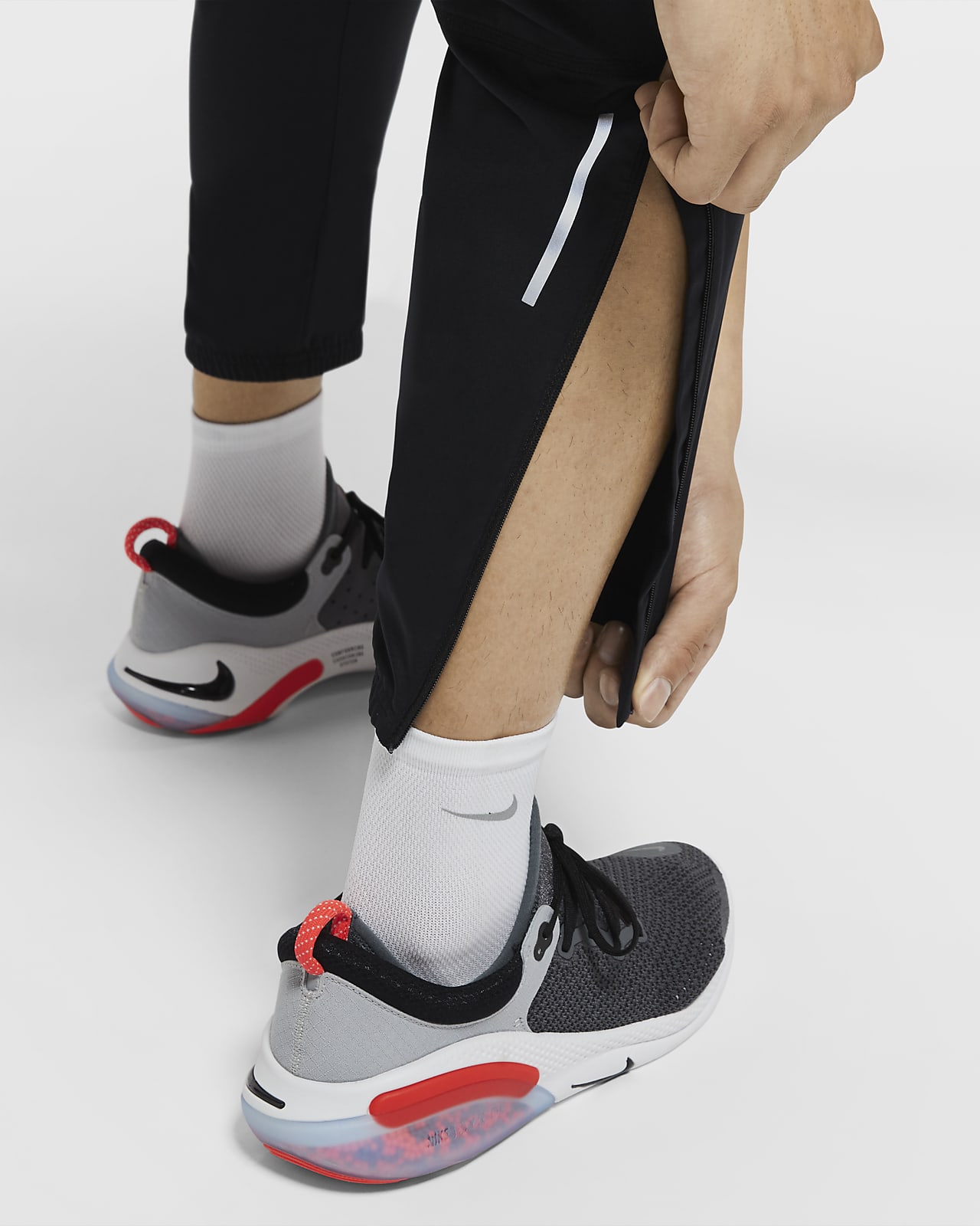 nike woven tapered pants