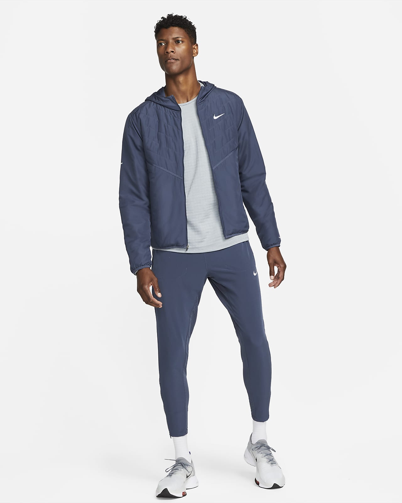 Synthetic-Fill Running Jacket. Nike 
