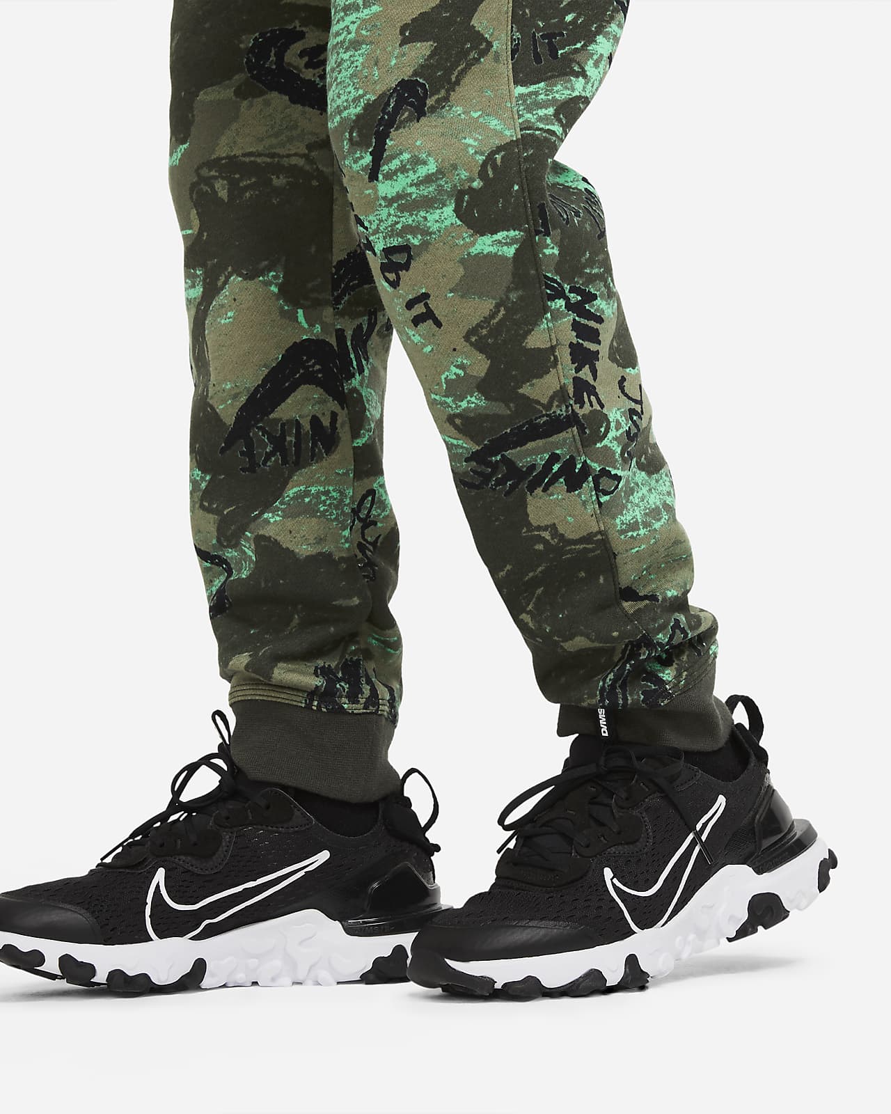 nike boy's sportswear camo club jogger pants