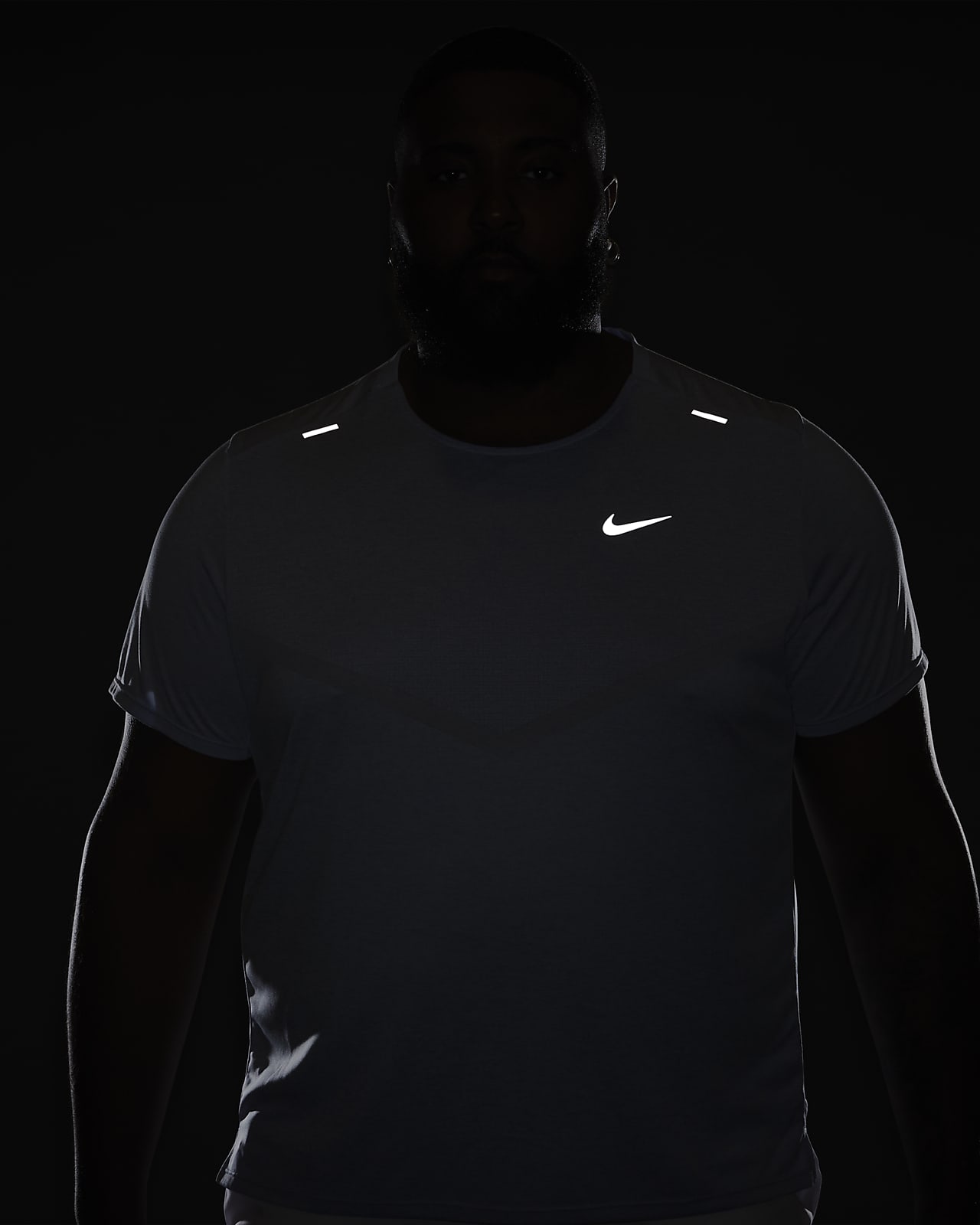 Nike Men's Dri-Fit Rise 365 Short Sleeve Running T-Shirt, Medium, White