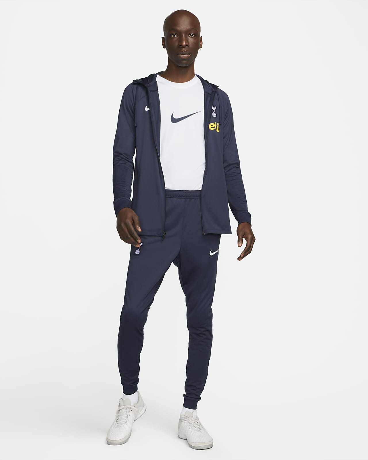 Calças de futebol de malha Nike Dri-FIT do terceiro equipamento Strike  Tottenham Hotspur para homem. Nike PT