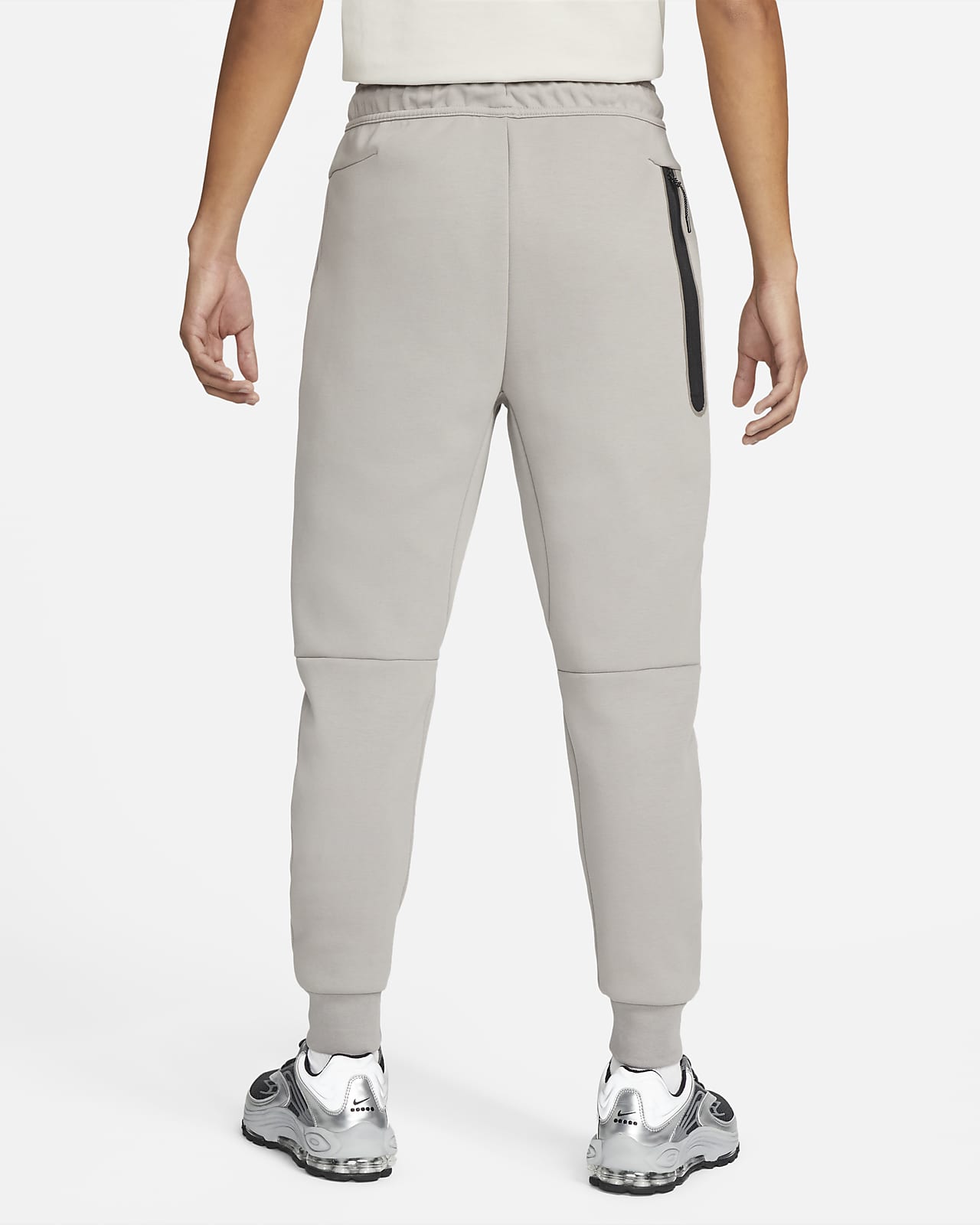Pantaloni jogger Nike Sportswear Tech Fleece - Uomo. Nike CH