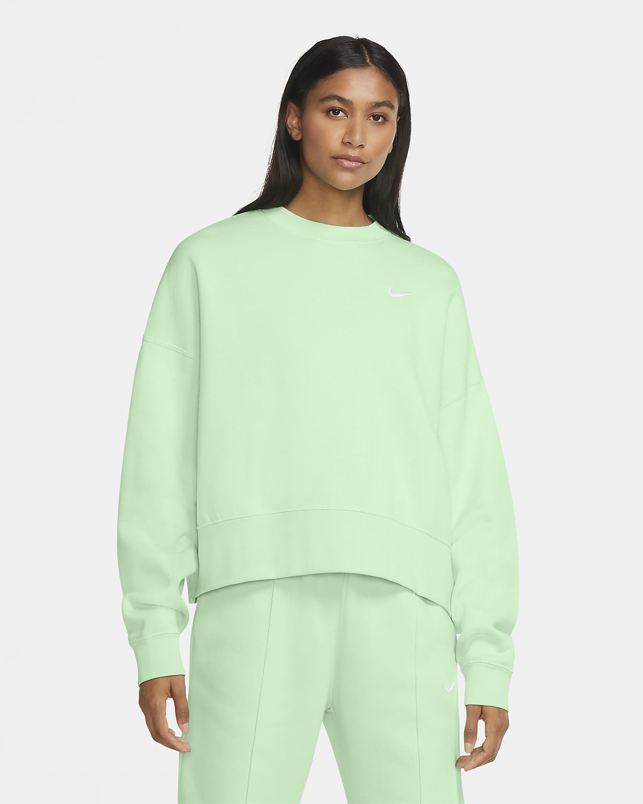 nike sportswear essential свитшот