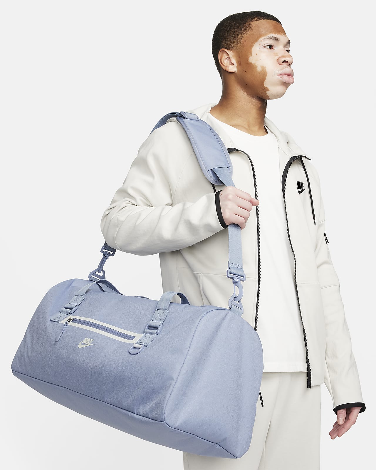 Light blue nike duffel sale bag