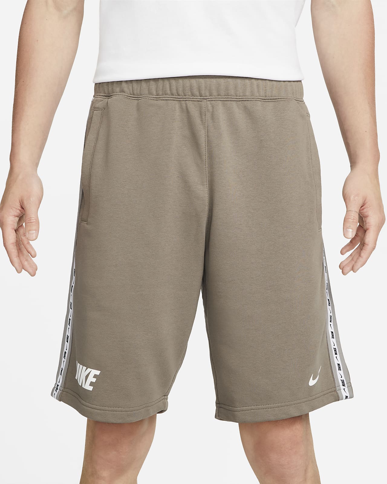 Nike Sportswear Men's Repeat French Terry Shorts. Nike LU