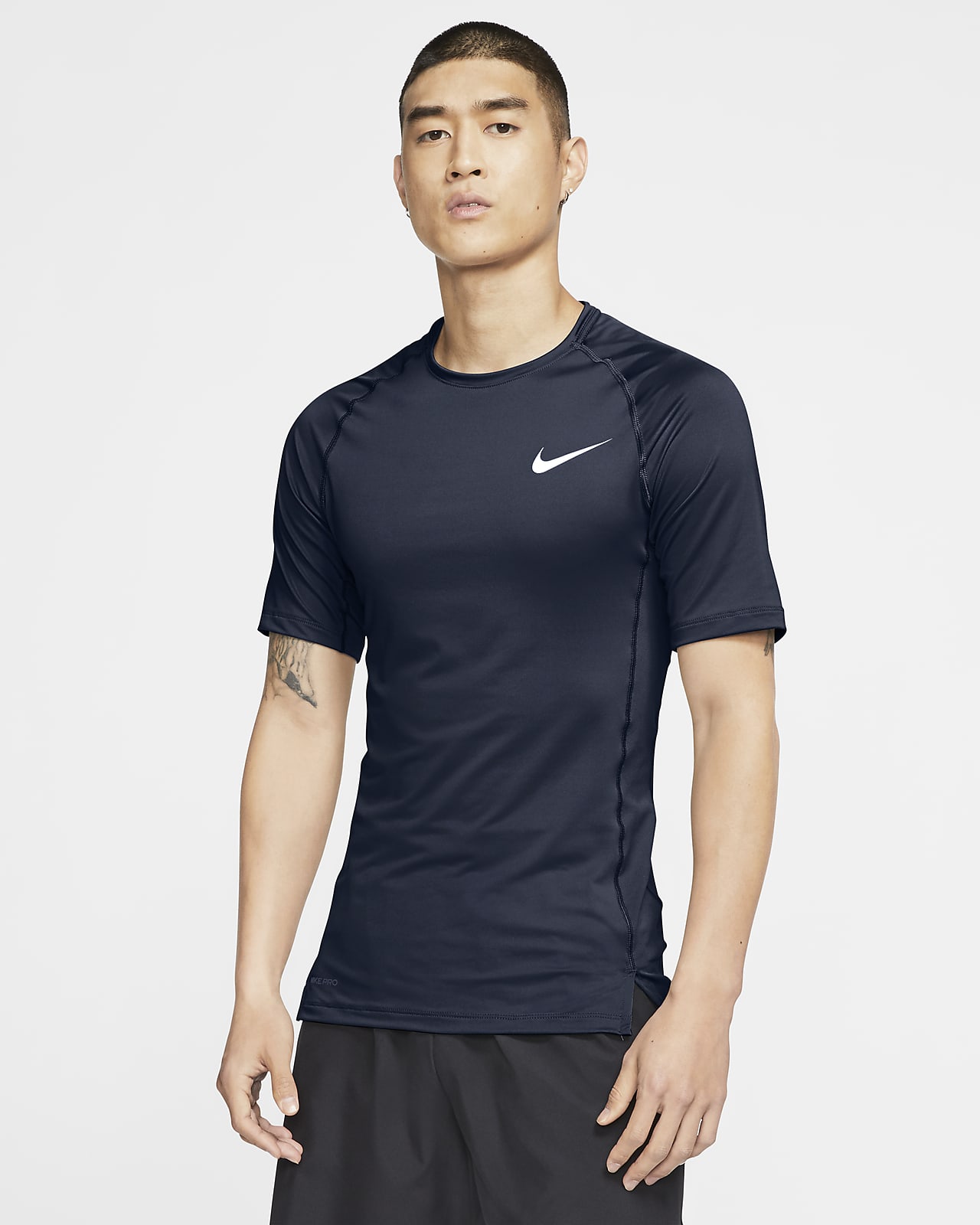 Nike Pro Men's Tight-Fit Short-Sleeve 