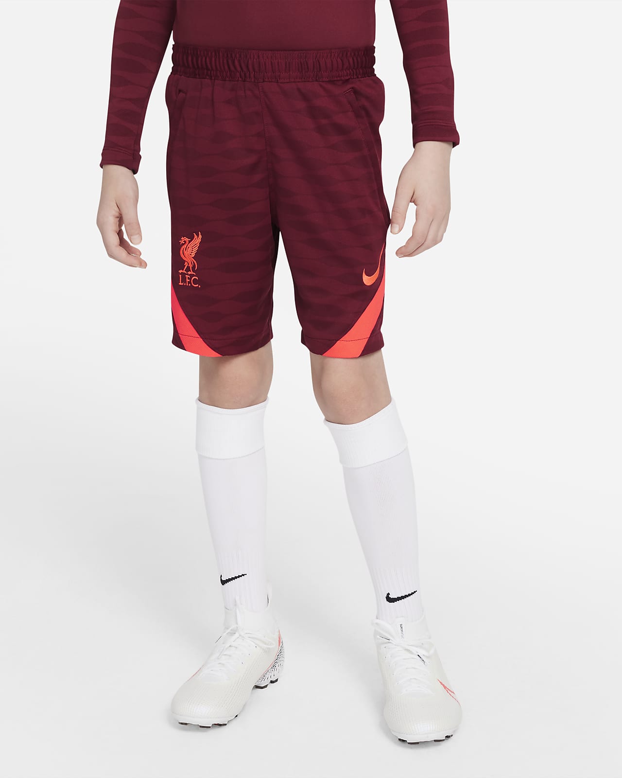 liverpool fc strike shorts