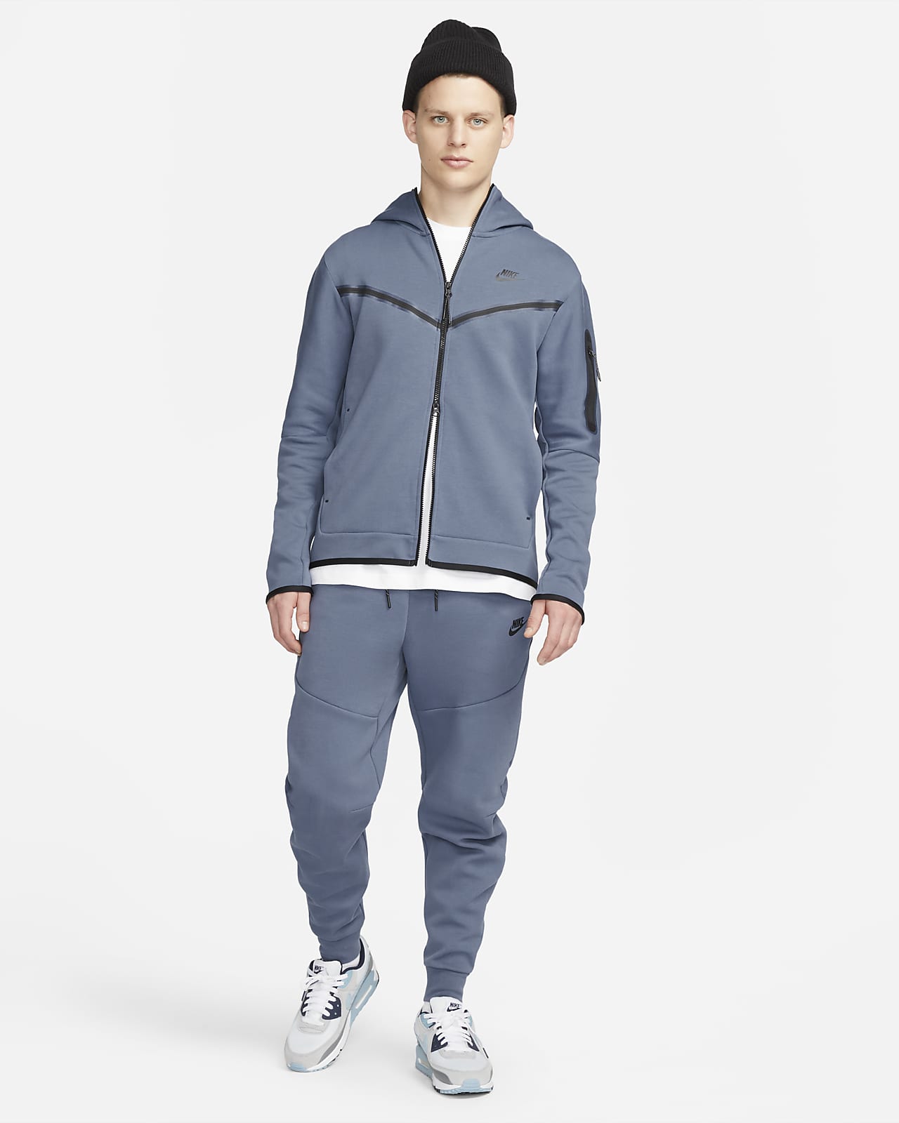 Nike Sportswear Tech Fleece Men's FullZip Hoodie. Nike AE
