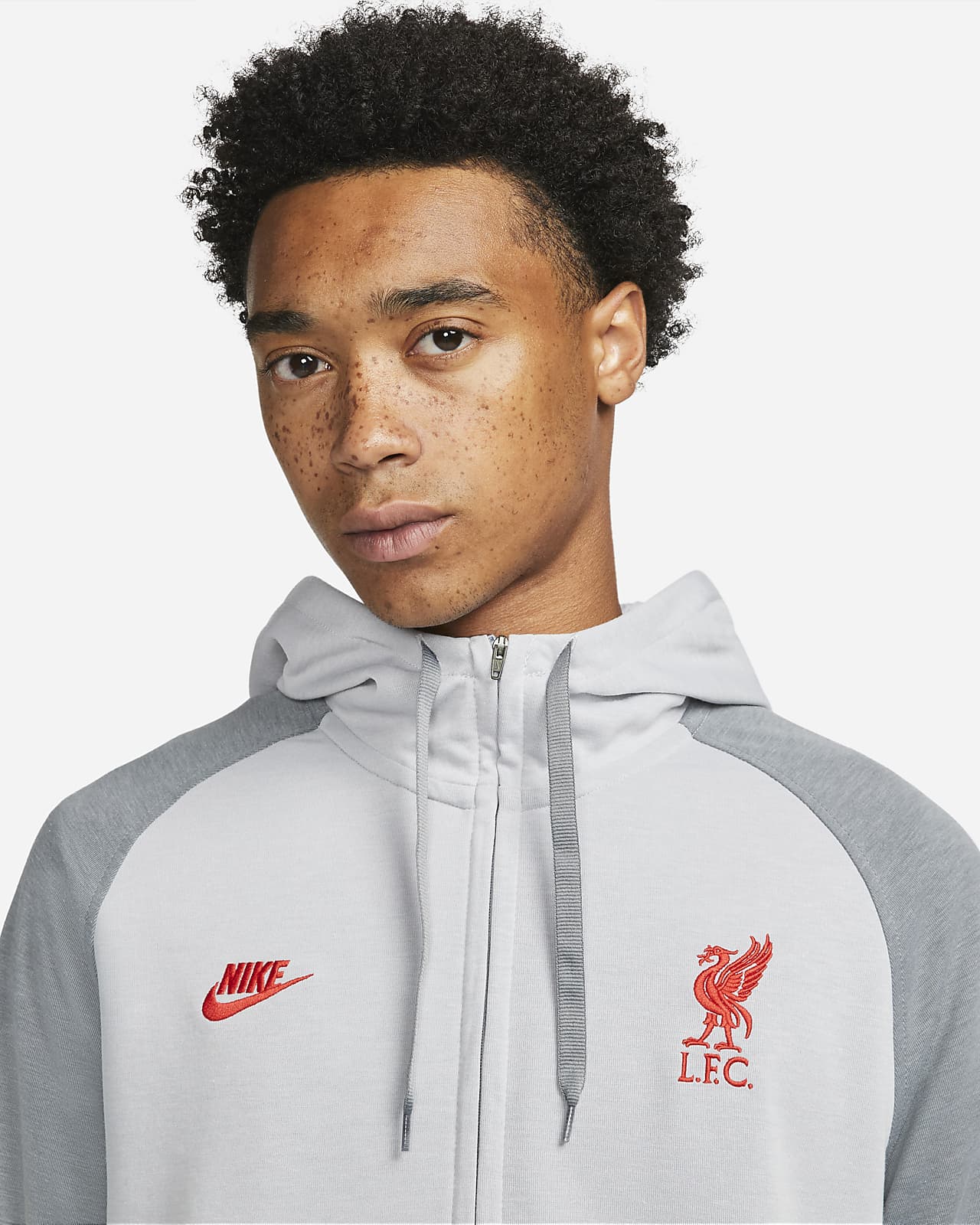 Liverpool F.C. Men's 1/2-Zip Fleece Football Hoodie. Nike LU