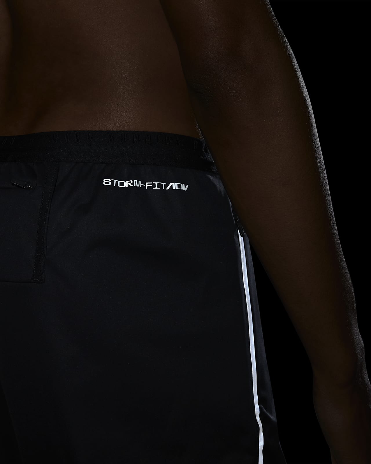 Nike StormFIT ADV Run Division Men's Running Trousers. Nike GB