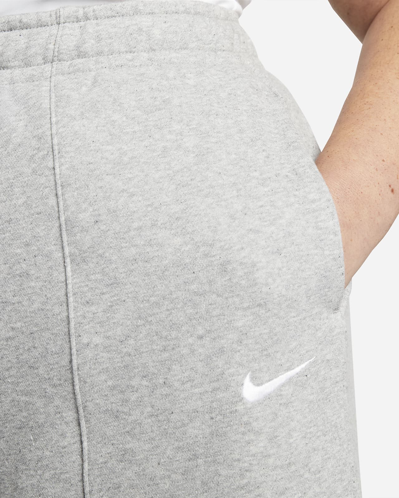 fleece nike sportswear essential