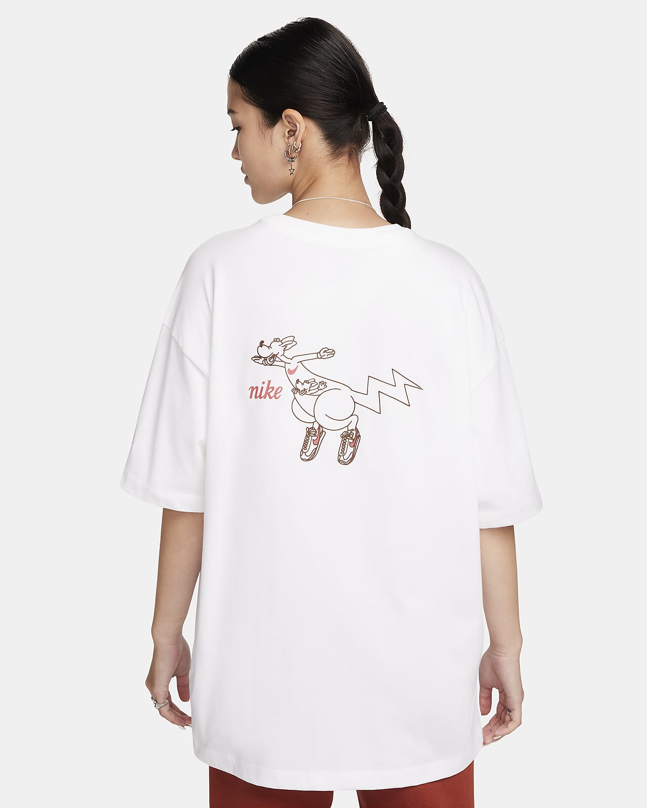 Nike womens oversized t shirt deals
