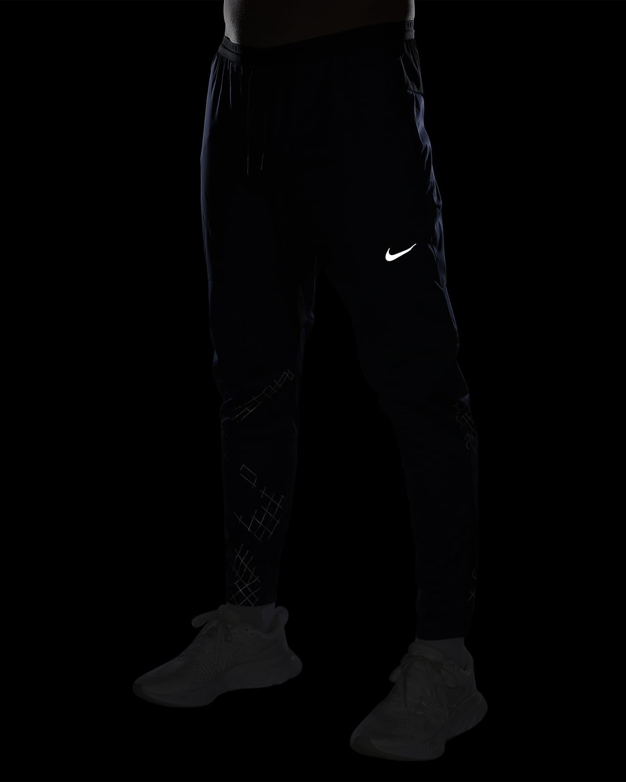 Nike StormFIT Run Division Phenom Elite Men's Running Trousers. Nike BG