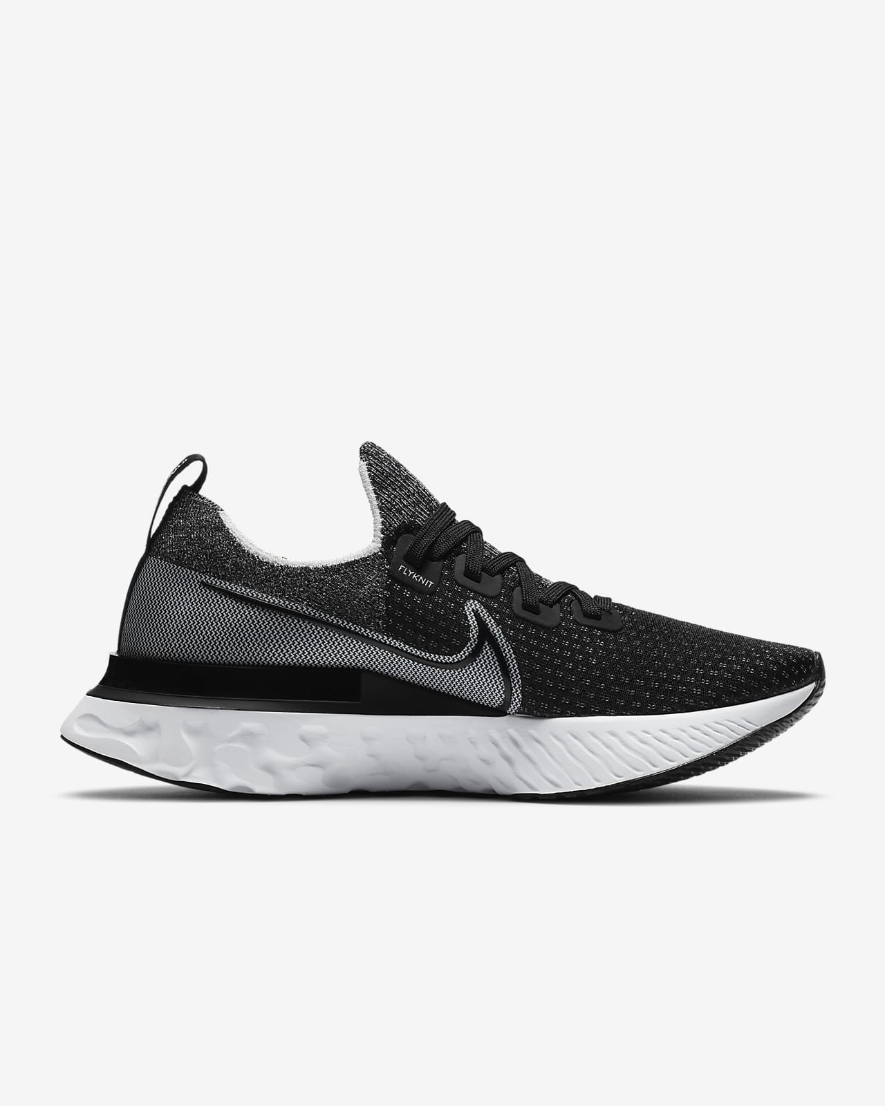 running shoes nike black and white