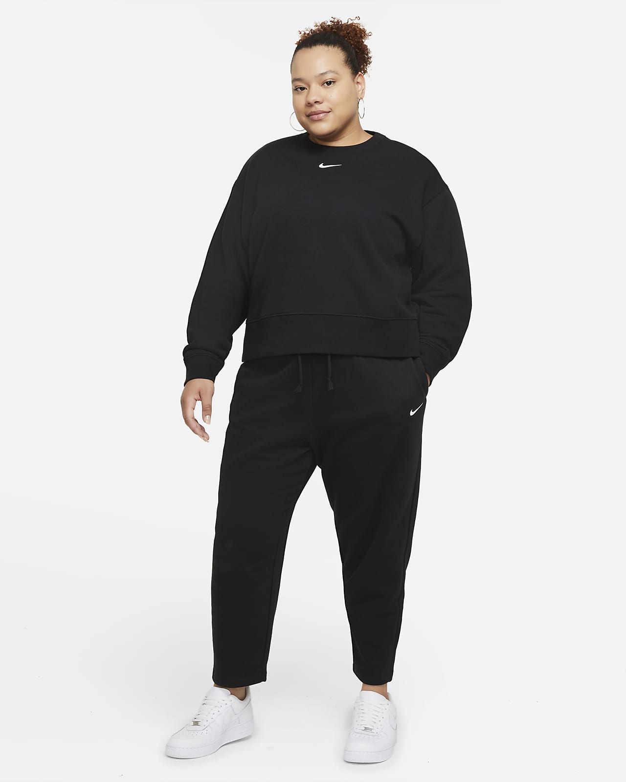 Nike sports wear collection essentials Clearance