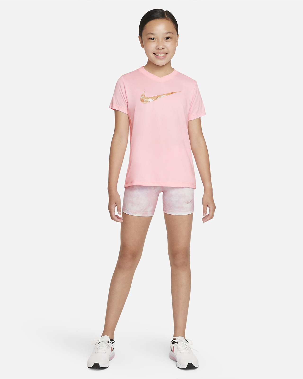 Nike Sportswear Big Kids' (Girls') TShirt.