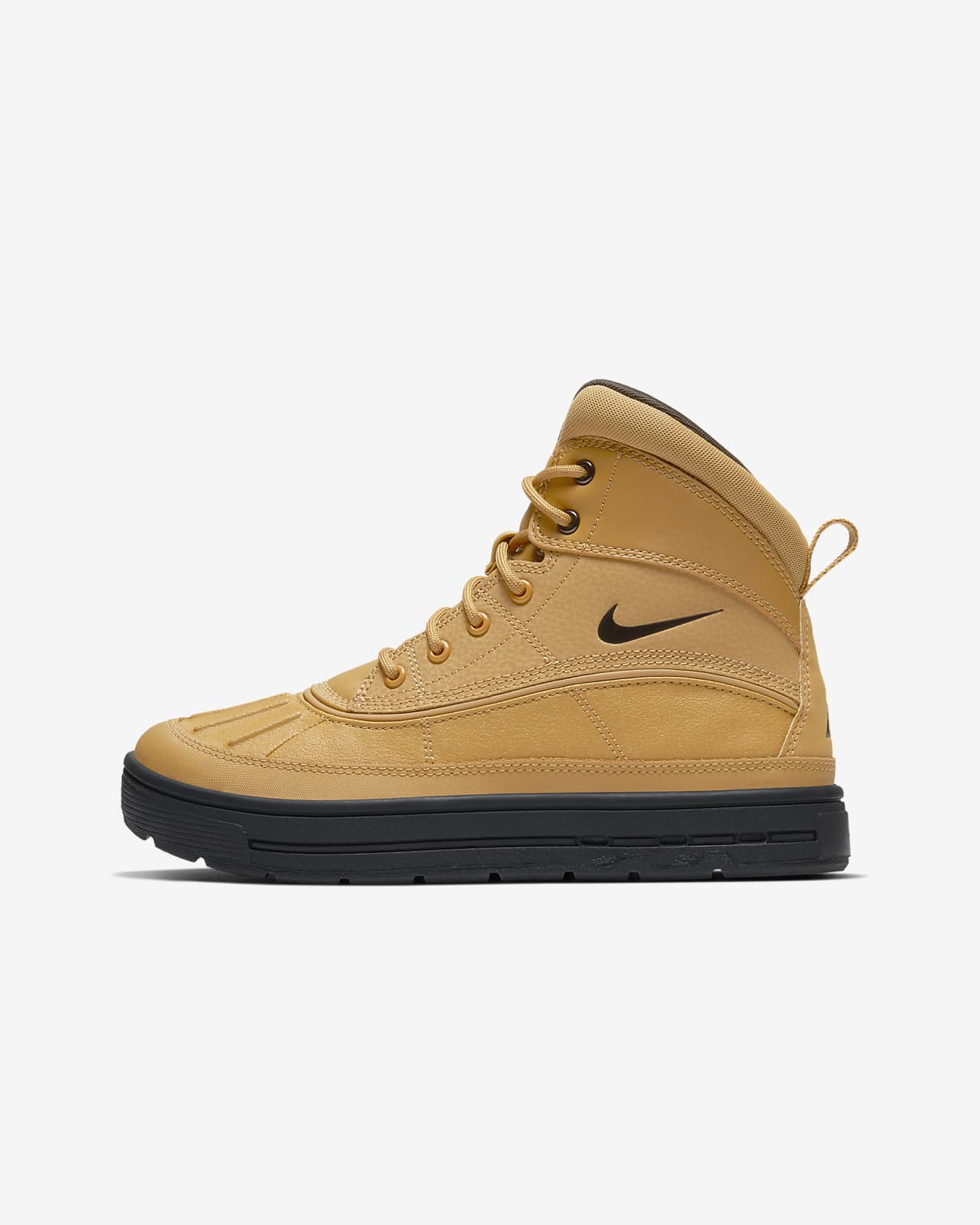 nike boot style shoes