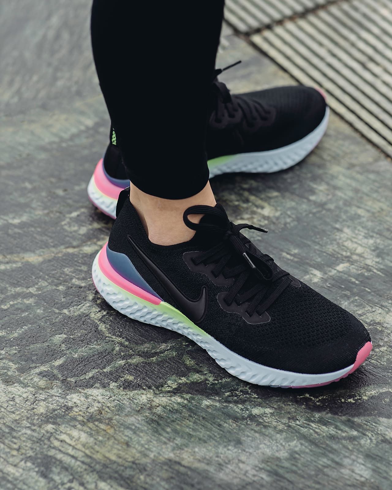 epic react flyknit 2 weight