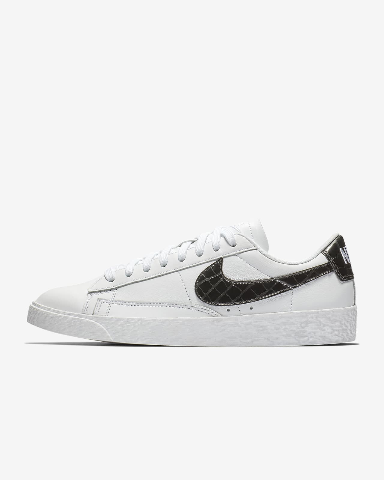 nike blazer low black