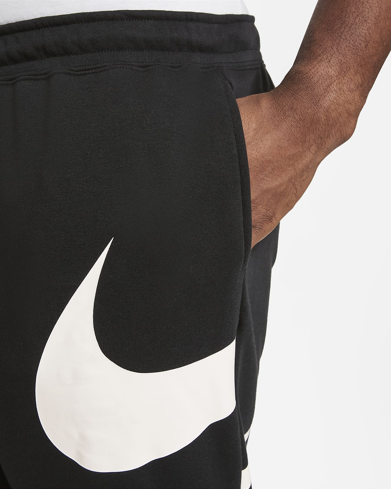 Nike Sportswear Swoosh Men's SemiBrushedBack Trousers. Nike LU