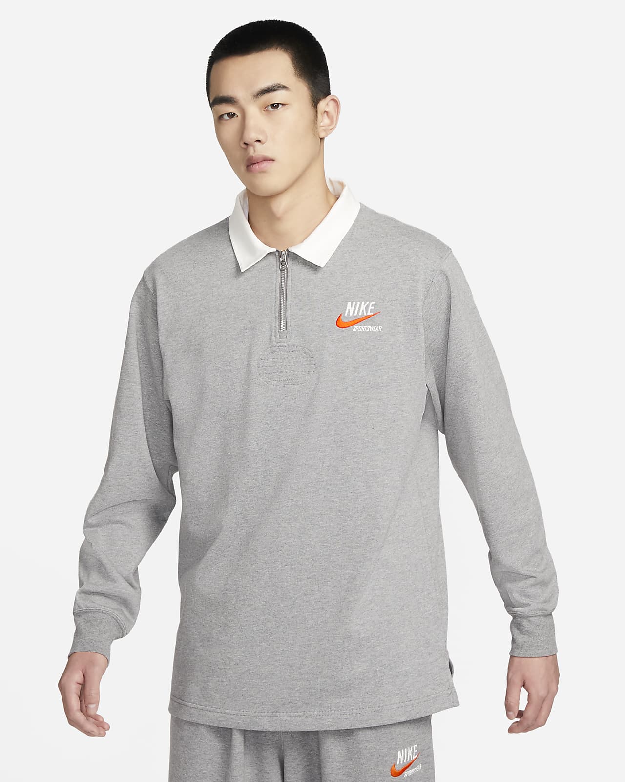 【ナイキ公式】スポーツウェア トレンド メンズ ラグビートップ グレー メンズ 2XL Nike Sportswear Trend Men's RUGBY TOP