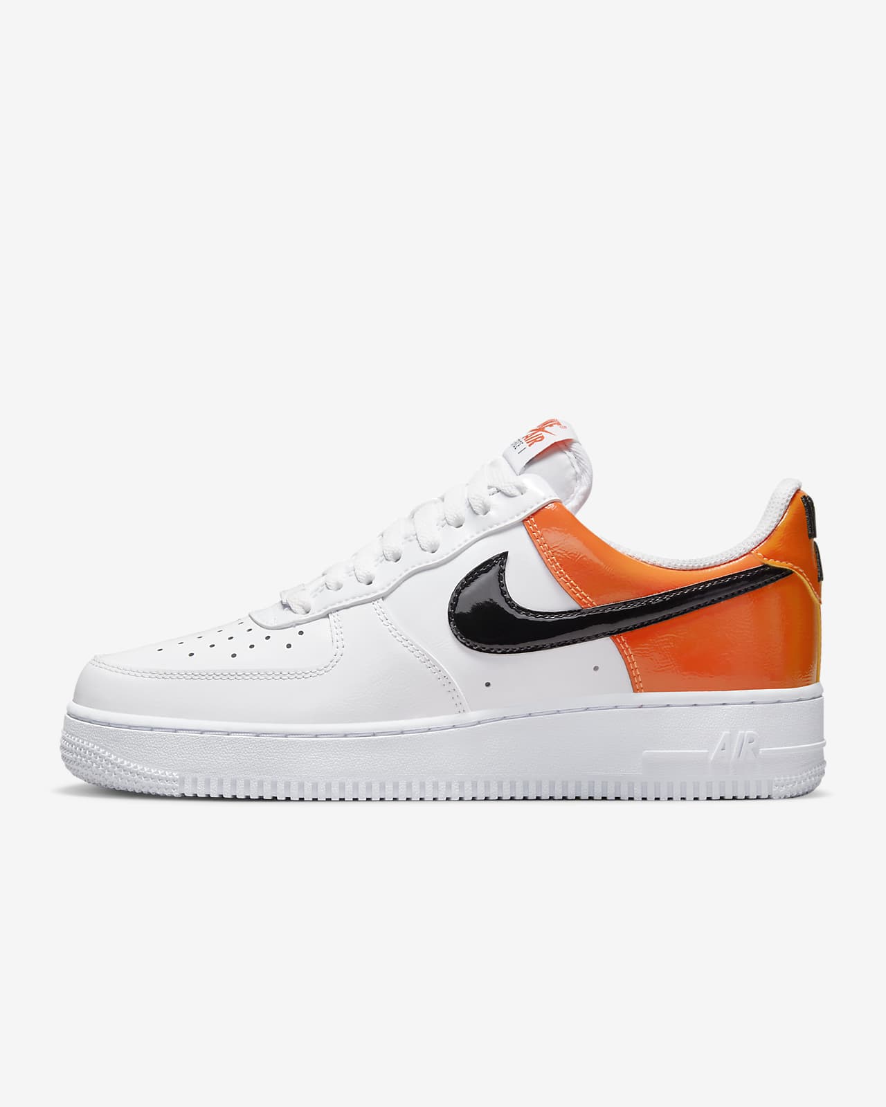 りしたいで NIKE - AIRFORCE1 '07 靴の通販 by 系統チェンジのためお