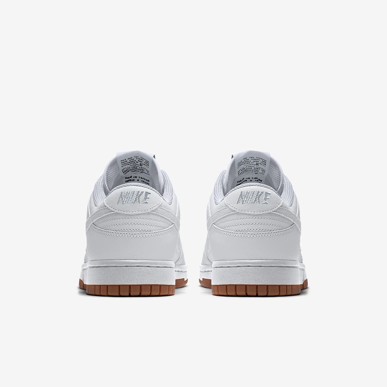 Nike dunk low hot sale gum sole