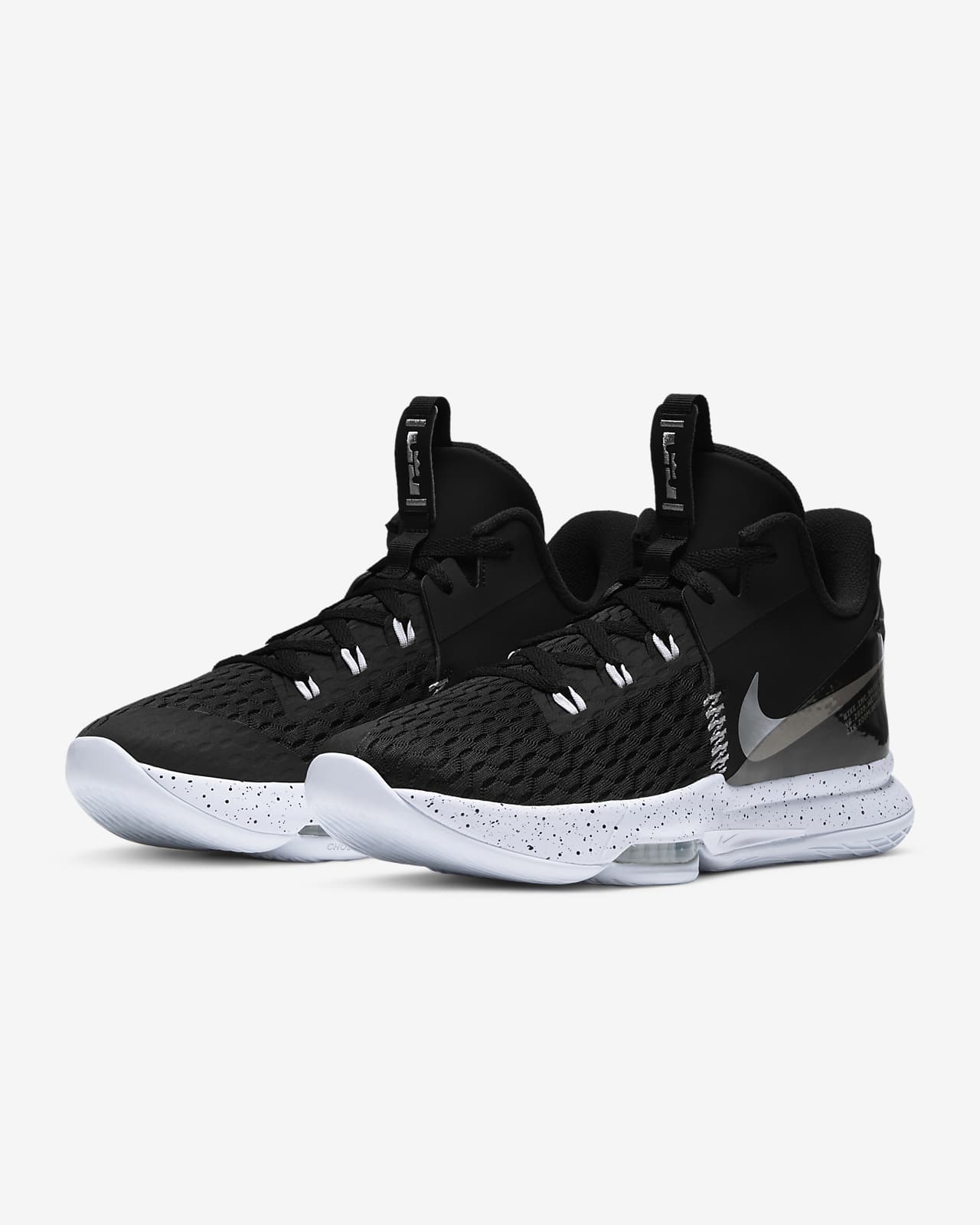 Scarpa da basket LeBron Witness 5. Nike IT