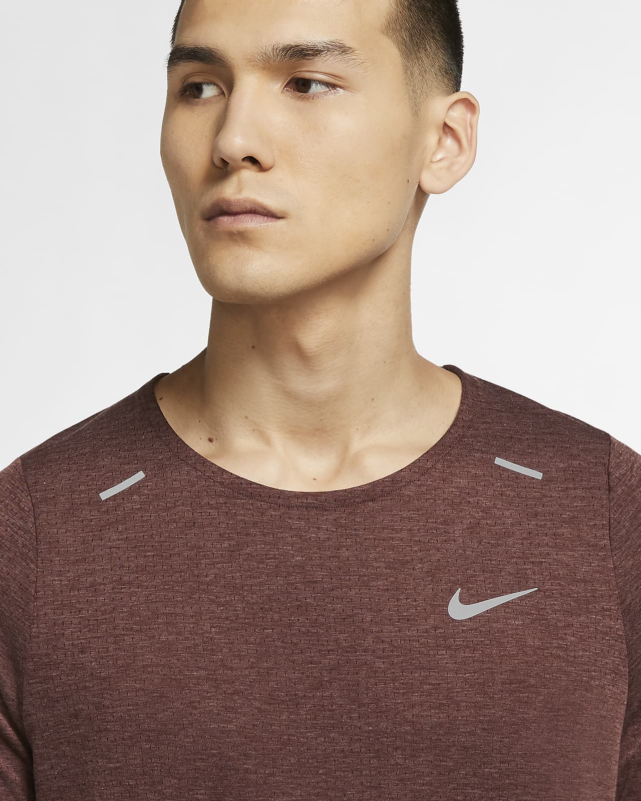 nike rise 365 shirt