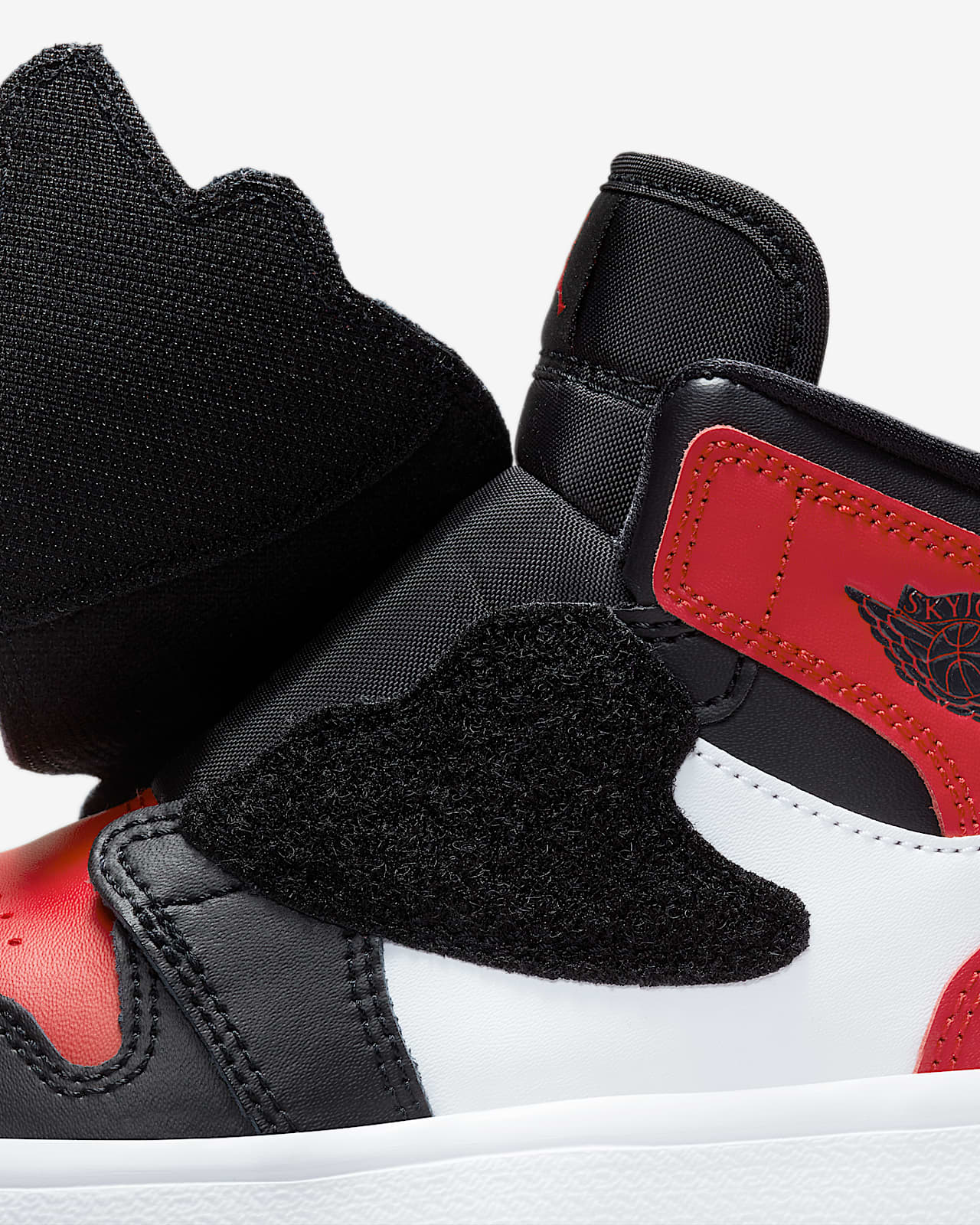 Tenis Jordan Air Jordan 1 Sky | niños | Innvictus