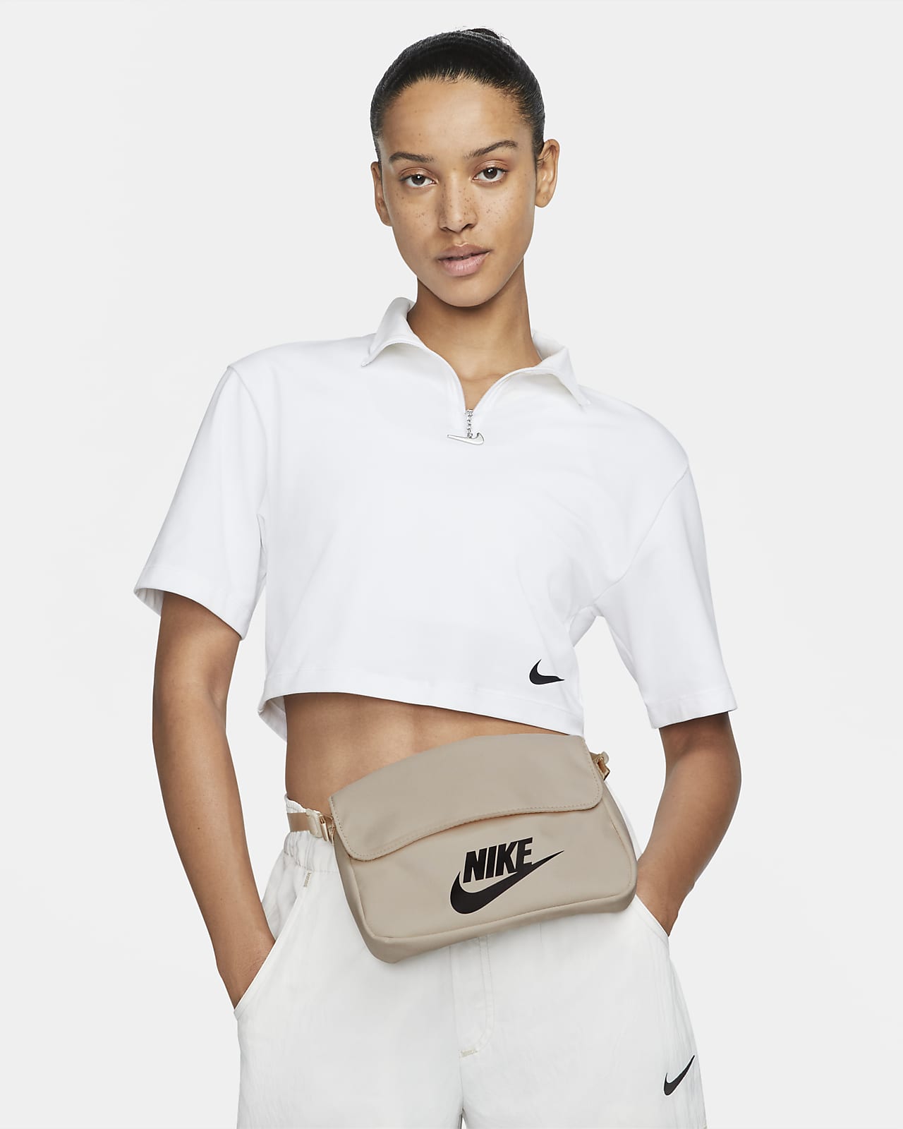Nike Sportswear Women's Futura 365 Cross-Body Bag (3L). Nike SA