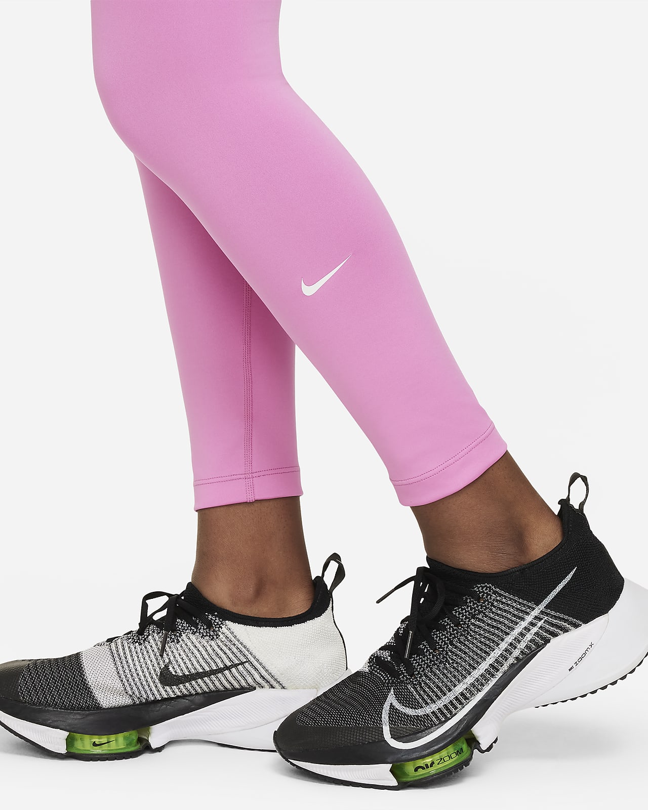 Older Kids (XS-XL) Pink Dri-FIT Leggings. Nike IL