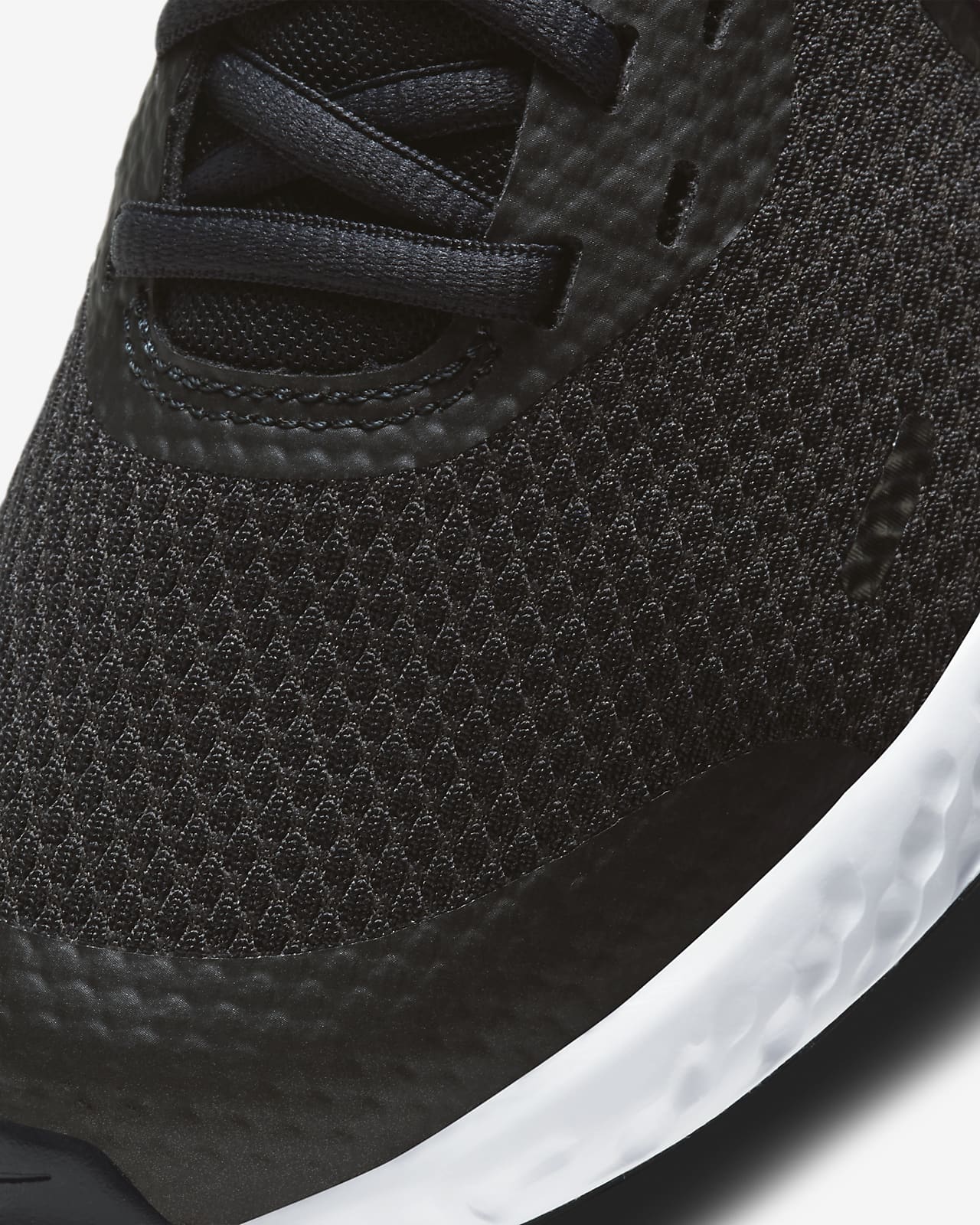 older nike running shoes